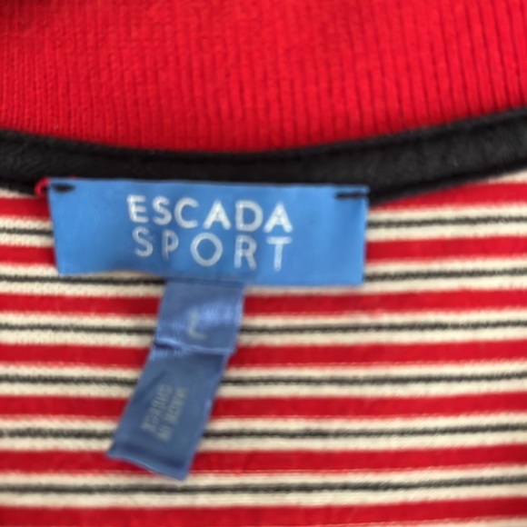 EUC “Escada” navy & red pant set. - Picture 5 of 11